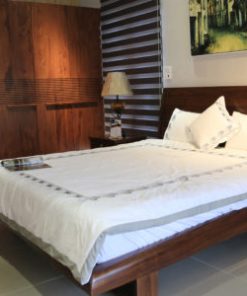 Giường ngủ Kelly